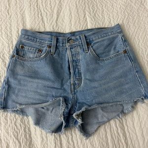 Levi’s 501 high rise short